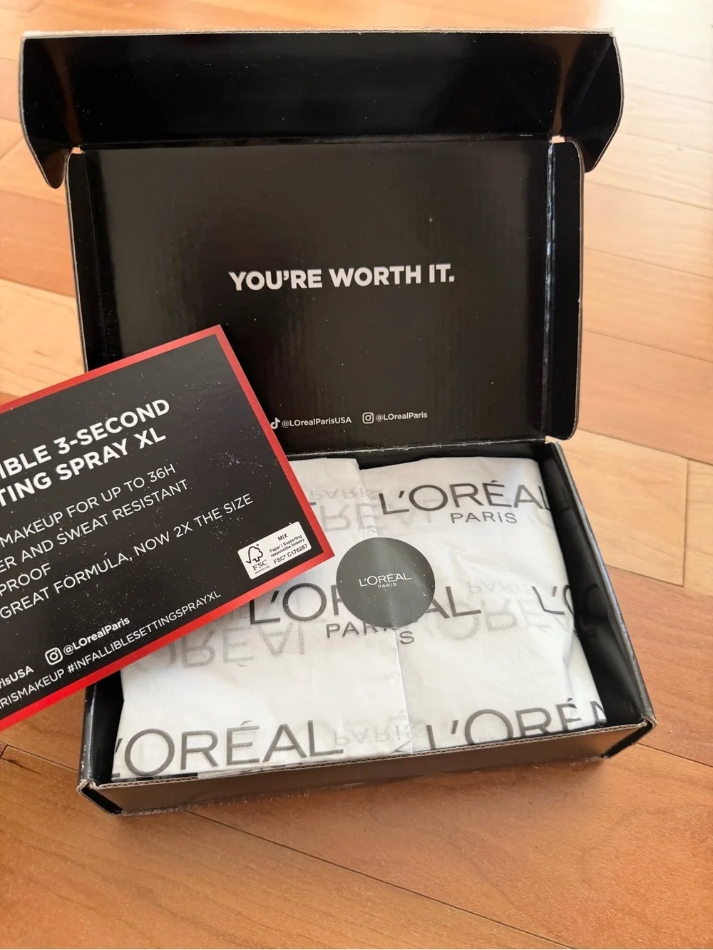 L'Oreal Infallible Setting Sp ray - Red Bottle